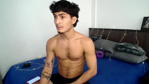 Snapshot of sexxxyjuan99 chatting on 04-07-26, 02:28 JUAN online show from 04-07-26, 02:28