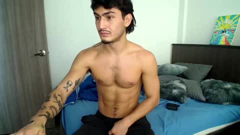 Snapshot of sexxxyjuan99 chatting on 06-01-26, 01:46 JUAN online show from 06-01-26, 01:46