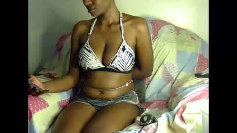 Natural boobs online show from 12-20-25, 11:50