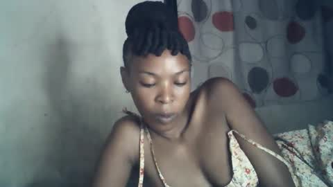 sexxy_curvy23 online show from 02-08-26, 02:48