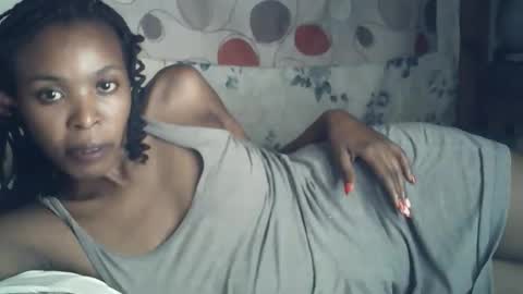 sexxy_curvy23 online show from 03-13-26, 08:04