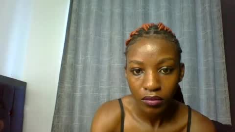 Snapshot of sexxy_lunah chatting on 08-01-26, 10:58 sexxy_lunah online show from 08-01-26, 10:58