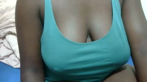 sexxy_maya1 online show from 12-19-25, 07:43
