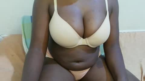 sexxy_maya1 online show from 04-16-26, 08:42