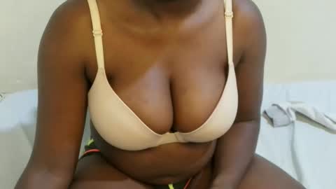 Snapshot of sexxy_maya1 chatting on 04-29-26, 05:30 sexxy_maya1 online show from 04-29-26, 05:30