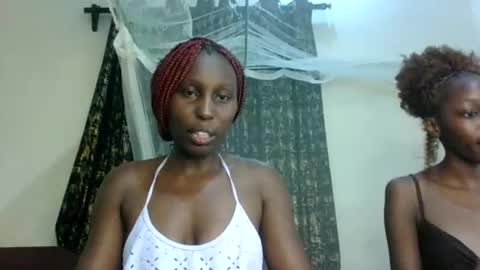 Snapshot of sexxy_melmine chatting on 05-15-26, 10:22 Dolly online show from 05-15-26, 10:22