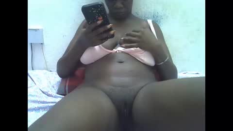 Snapshot of sexxyboob2 chatting on 02-09-26, 12:47 sexxyboob2 online show from 02-09-26, 12:47