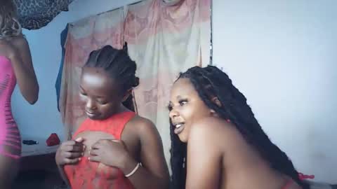 Snapshot of sexxydivah chatting on 03-28-26, 10:26 sexxydivah online show from 03-28-26, 10:26