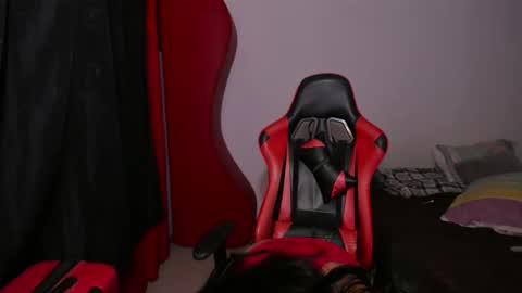 LINDA online show from 04-03-26, 01:36