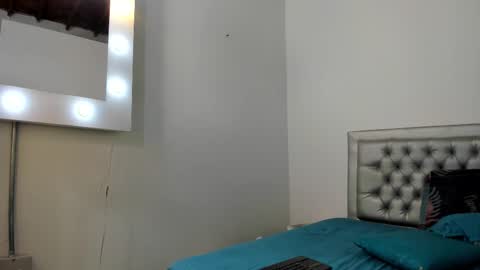 Snapshot of sexxylatincouple1 chatting on 10-18-25, 10:16 sexxylatincouple1 online show from 10-18-25, 10:16