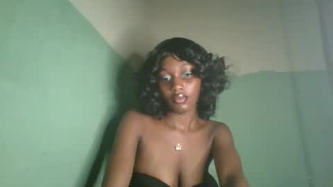 Snapshot of sexy41646 chatting on 01-13-26, 06:02 sexy41646 online show from 01-13-26, 06:02