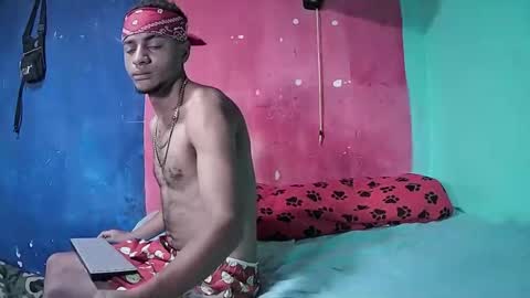 Snapshot of sexy_0boy chatting on 02-12-26, 01:39 Sebastian online show from 02-12-26, 01:39