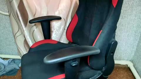 Snapshot of sexy_as_fuck_ chatting on 10-28-25, 10:19 Jessica  Face only in pvt or in snapchat Dont ask more.... online show from 10-28-25, 10:19