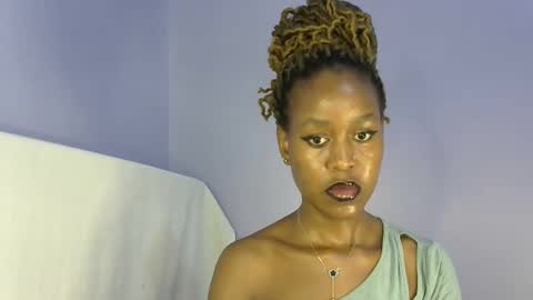 kiki online show from 09-30-25, 08:58