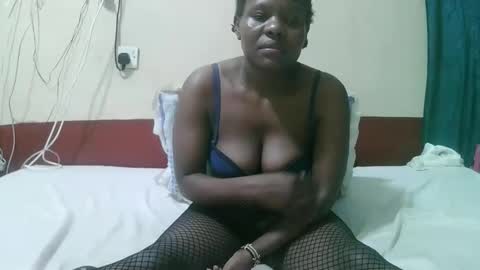 Snapshot of sexy_bbae chatting on 10-19-25, 08:09 sexy_bbae online show from 10-19-25, 08:09