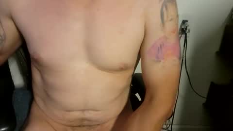 Snapshot of sexy_cayden chatting on 05-19-26, 10:49 Cayden online show from 05-19-26, 10:49