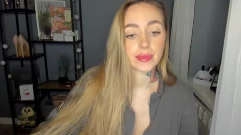 C o r a l i e online show from 12-07-24, 11:40