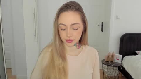 C o r a l i e online show from 01-29-25, 08:08