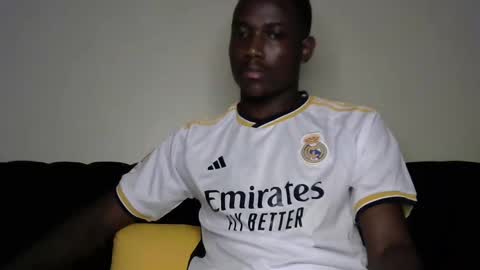 Snapshot of sexy_couple412048 chatting on 12-25-24, 10:28 obed and immy online show from 12-25-24, 10:28