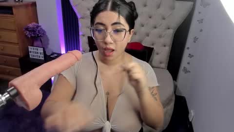 C R I S T A L  online show from 10-20-25, 09:48