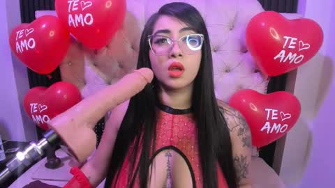  C R I S T A L  online show from 02-14-26, 10:39