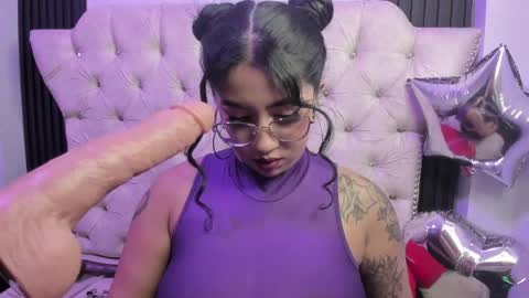  C R I S T A L  online show from 04-19-26, 07:38