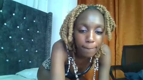 Snapshot of sexy_ebony_nica chatting on 01-31-25, 09:05 sexy_ebony_nica online show from 01-31-25, 09:05