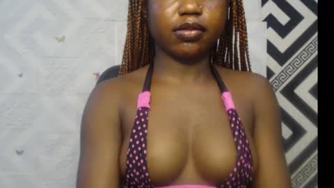 Snapshot of sexy_floral chatting on 09-25-25, 09:46 Angela online show from 09-25-25, 09:46