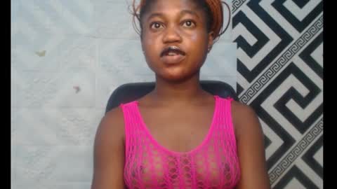 Snapshot of sexy_floral chatting on 10-12-25, 06:51 Angela online show from 10-12-25, 06:51