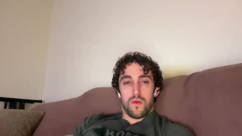 Snapshot of sexy_guy_8 chatting on 12-04-24, 05:49 sexy_guy_8 online show from 12-04-24, 05:49