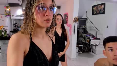 WENDY  MAX  AND VICKY online show from 03-24-26, 04:06