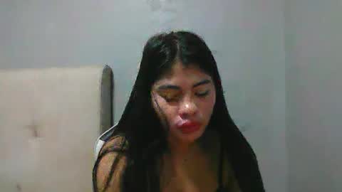 Snapshot of sexy_hot_pussie chatting on 09-12-25, 12:44 just call me sofia online show from 09-12-25, 12:44