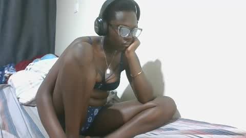 sexy_ivana21 online show from 04-13-26, 06:30