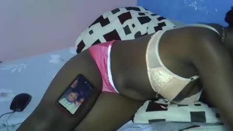 Snapshot of sexy_ivvy02 chatting on 04-16-26, 09:39 Iovelyne online show from 04-16-26, 09:39