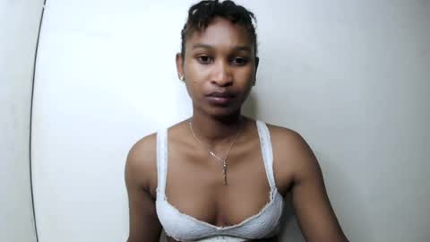 Snapshot of sexy_joyline chatting on 07-14-26, 02:05 joy online show from 07-14-26, 02:05