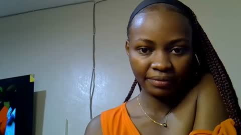 Snapshot of sexy_june20 chatting on 06-13-26, 05:00 sexy_june20 online show from 06-13-26, 05:00