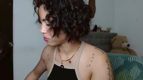 Snapshot of sexy_lia_latina chatting on 06-18-26, 03:07 Celeste online show from 06-18-26, 03:07