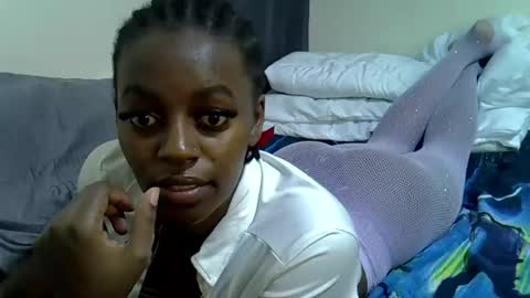 Snapshot of sexy_linda022 chatting on 06-23-26, 12:19 Linda online show from 06-23-26, 12:19