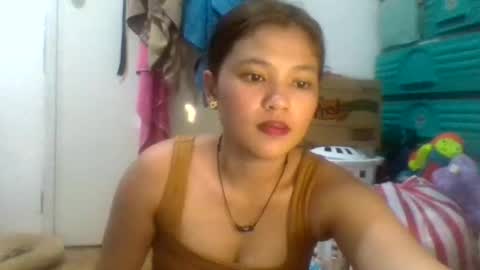 Snapshot of sexy_lips_pinay chatting on 10-20-25, 01:44 sexy_lips_pinay online show from 10-20-25, 01:44