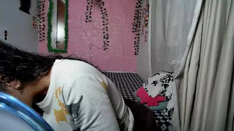 sexy lolas online show from 10-28-25, 02:15