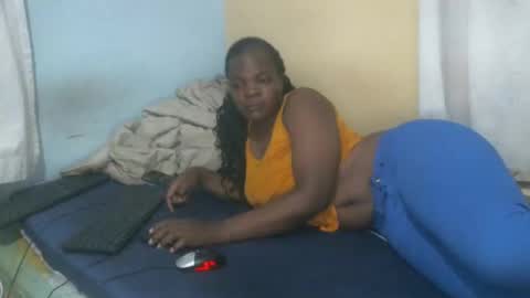 Snapshot of sexy_lunah chatting on 12-08-24, 04:07 sexy_lunah online show from 12-08-24, 04:07