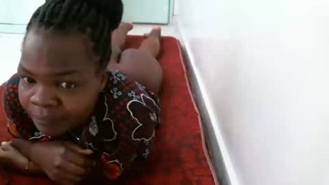 Snapshot of sexy_lunah chatting on 02-08-25, 09:56 sexy_lunah online show from 02-08-25, 09:56