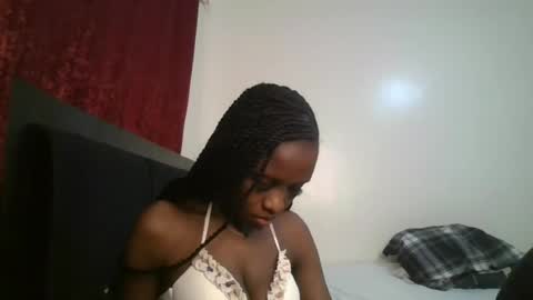 Snapshot of sexy_maya2 chatting on 06-28-26, 05:46 sexy_maya2 online show from 06-28-26, 05:46