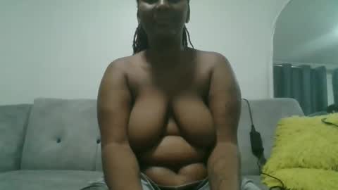 milky online show from 01-08-26, 02:14