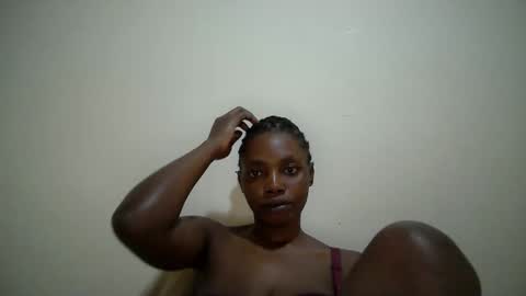 Snapshot of sexy_muna2 chatting on 02-20-26, 01:00 sexy_muna2 online show from 02-20-26, 01:00
