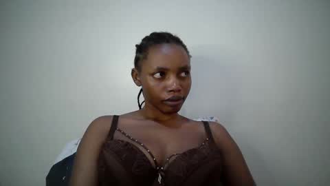 Snapshot of sexy_muna2 chatting on 05-04-26, 12:39 sexy_muna2 online show from 05-04-26, 12:39
