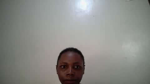 Snapshot of sexy_muna2 chatting on 05-21-26, 01:40 sexy_muna2 online show from 05-21-26, 01:40