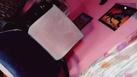 queen online show from 11-15-25, 07:27