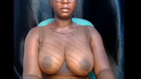 Snapshot of sexy_pearl12 chatting on 03-09-25, 06:54 zoe online show from 03-09-25, 06:54