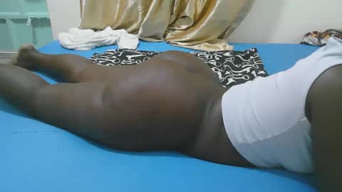 Sexy Quincy online show from 12-02-25, 01:33